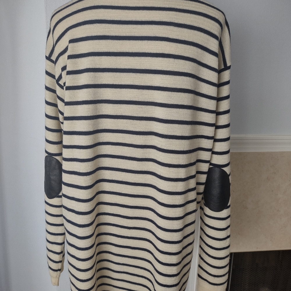 100%Wool Warm blk white  Sweater with pad Elbow XL